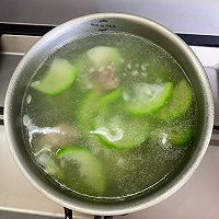 #夏日鲜味轻享健康#丝瓜排骨汤的做法图解2