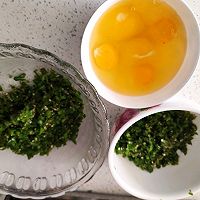 杭椒摊鸡蛋的做法图解1