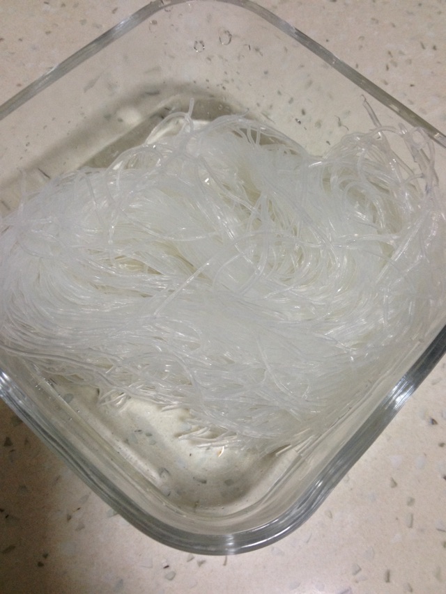 小白菜虾皮粉丝的做法图解3