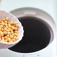 #带着美食出去浪#草莓豆乳布丁的做法图解5