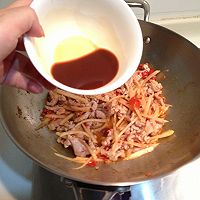 【泡椒炒板筋】——酸辣开胃的下饭菜的做法图解6