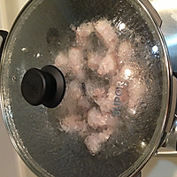 【菱角烧肉】的做法图解2