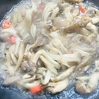 #鸡汁入家宴 感恩正当“食”#蘑菇豆腐汤的做法图解6
