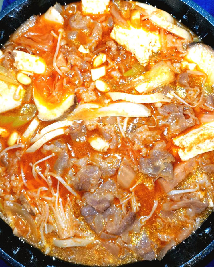 韩式肥牛火锅的做法