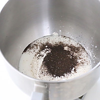 软噗噗红茶桑葚软欧的做法图解1