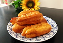 外脆里嫩！牛奶小油条的做法