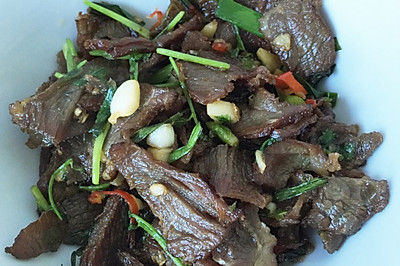 爆炒腊牛肉