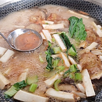 十分钟快手菜：肉圆菌菇汤的做法图解9