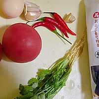西红柿鸡蛋荞麦面的做法图解1