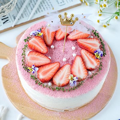 甜蜜草莓蛋糕