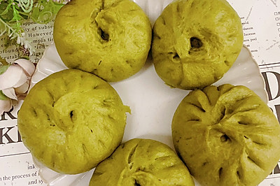荠菜鲜肉包子
