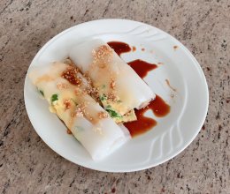 鱼 虾 鸡蛋肠粉的做法