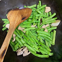 炒豆角的做法图解4