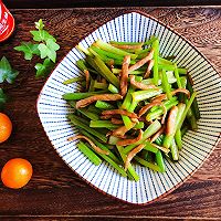 芹菜炒肉丝的做法图解6