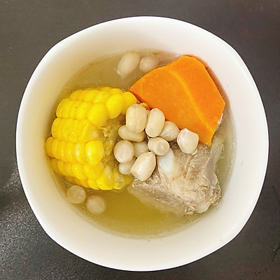 [补气广东汤] 胡萝卜花生玉米汤