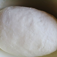 鸡蛋虾仁韭菜盒子的做法图解3