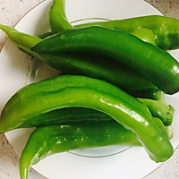 虎皮辣椒的做法图解1