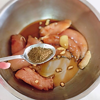 蚝油腌鸡胸（万用鸡胸腌制方法）的做法图解8