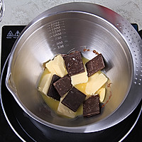 当巧克力遇到面粉的完全结合--巧克力蛋糕的做法图解2