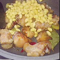 软糯鲜香营养丰富的黄豆炖猪蹄的做法图解9