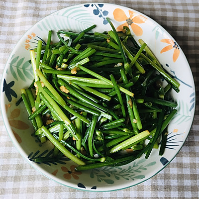 蒜香爆炒韭菜花