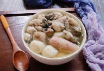 #本周热榜#鲜蚝丸子猪肝廋肉汤的做法