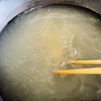 #饕餮美味视觉盛宴#虾仁菌菇汤的做法图解5