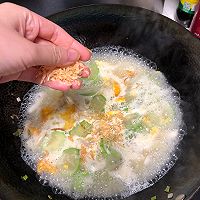 丝瓜白玉菇蛋汤的做法图解8