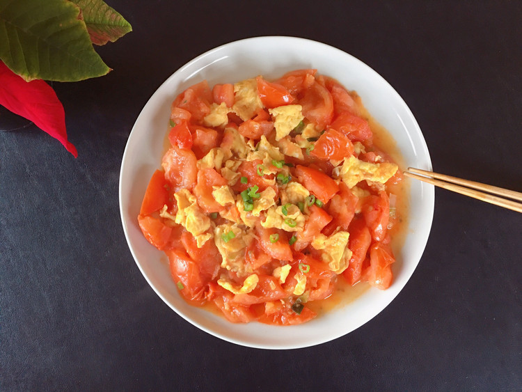 酸溜溜的西红柿炒鸡蛋，能吃好几碗白米饭的做法