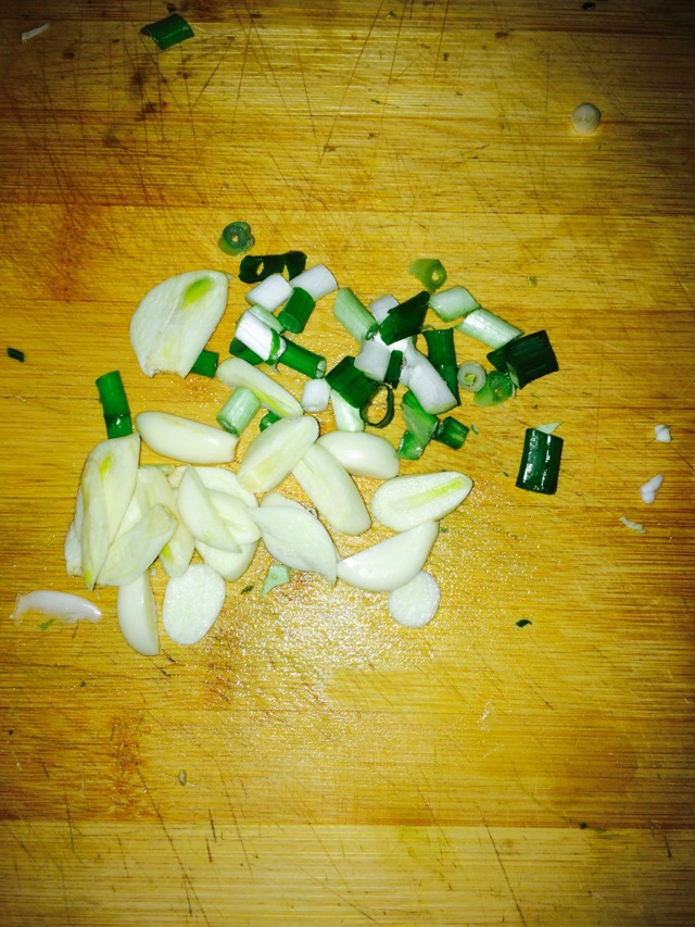 麻辣烫跟下雨天更配哦的做法图解1