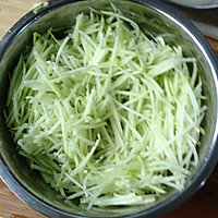 萝卜肉馅饺子的做法图解2