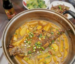 #东古滋味 幸福百味#儿时的味道——铁锅鳜鱼炖萝卜的做法