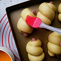 香味四溢的芝士热狗卷的做法图解11