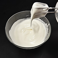 #健康甜蜜烘焙料理# 圣诞蛋糕卷的做法图解11