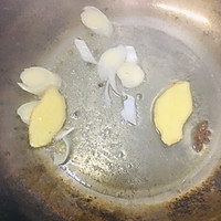 妈妈的招牌炒鸡的做法图解3
