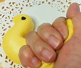 小黄鸭馒头 10+宝宝辅食的做法