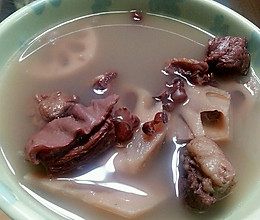莲藕牛腩汤的做法