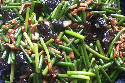 肉丝炒蒜毫