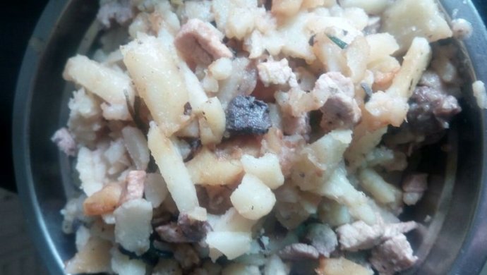 土豆炖瘦肉