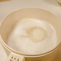 秋季干燥，做个雪梨马蹄糕，软糯好吃，清甜润肺的做法图解5