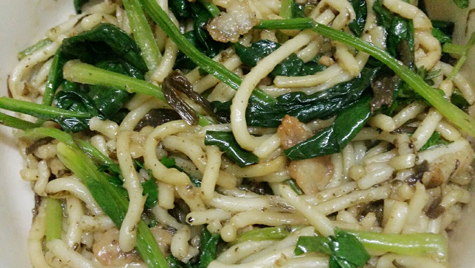 菠菜橄榄菜炒面