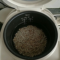 薏米绿豆粥去湿热的做法图解2