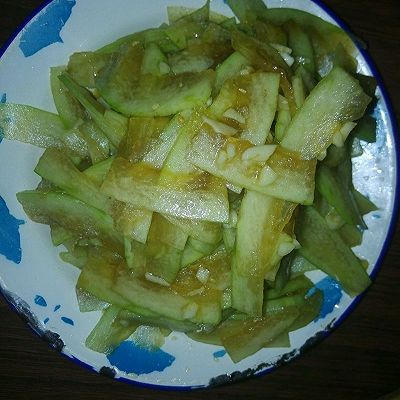 凉拌西瓜皮