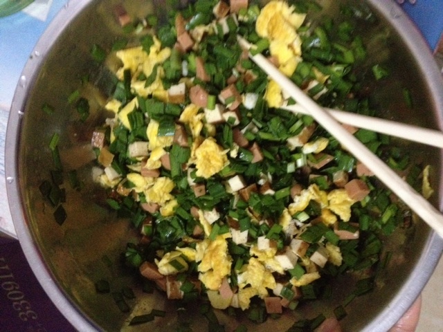 不用发面～韭菜鸡蛋馅饼的做法图解5