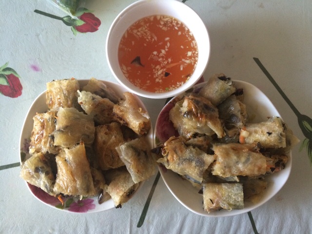越南炸春卷的做法图解8