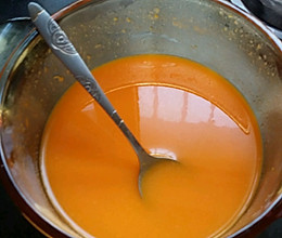 给宝宝的辅食：胡萝卜米浆的做法