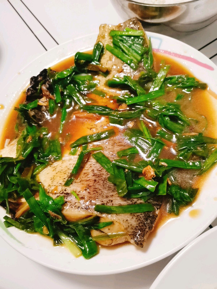 家常菜系列-姜葱红烧鲢鱼的做法