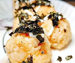 日式海苔肉松饭团的做法