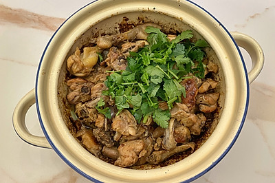 煎盐焗鸡煲