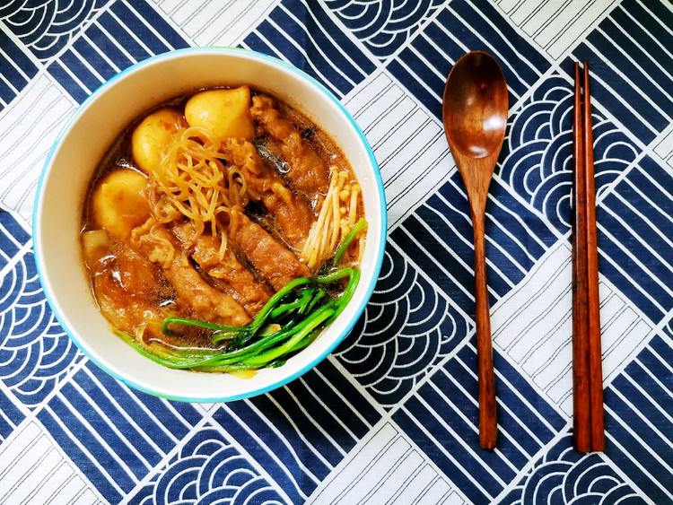 感恩节美食:东北式家庭版——日式寿喜烧的做法